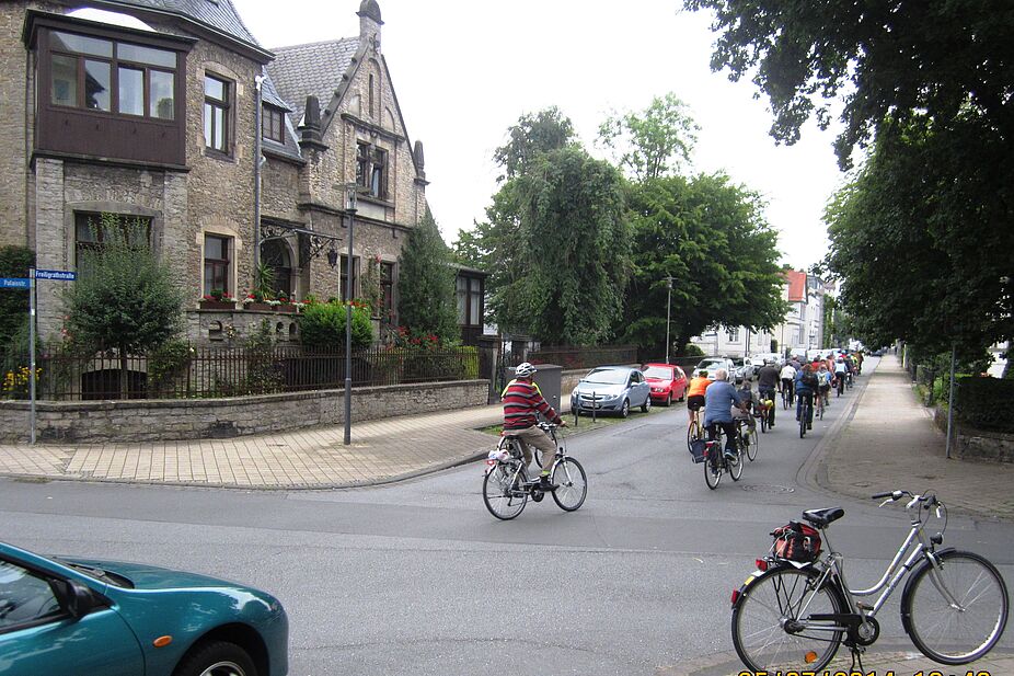 Critical Mass Detmold ADFC Lippe Critical Mass Kampagne in Detmolder Wohnstraßen