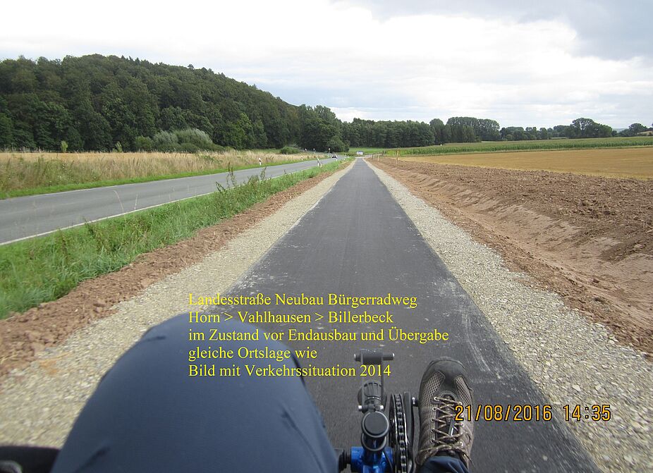 2026 08 21 Bürgerradweg H-BM Billerbeck - Baustrecke Fast-Fertigstellung des neuen Bürgerradweges Vahlhausen - Billerbeck in der Stadt Horn-Bad Meinberg - im Vergleich zur Situatution 2014 gleiche Ortslage