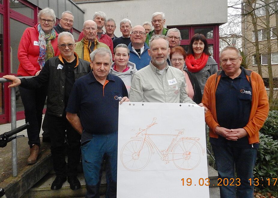 2023 03 19 tourguide ausbildung adfc lippe u herford 15 Teilnehmer*innen vom ADFC Lippe und Herford mit 2 ADFC-Tourguide-Ausbildungstrainern