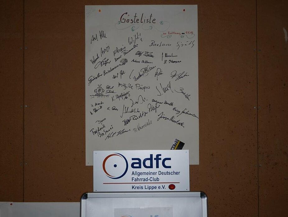 9. Mai 1992 Gründung des Vereins mit Unterschriftenliste 9. Mai 1992 Gründung des Vereins mit Unterschriftenliste