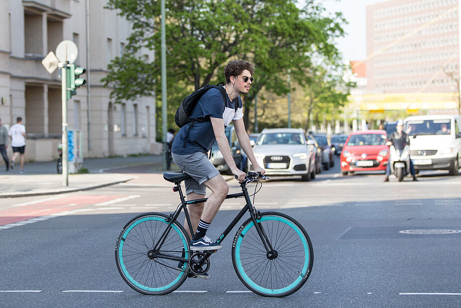 Alltags-Radeln - Wie sicher ist das ? Radfahren in der Stadt