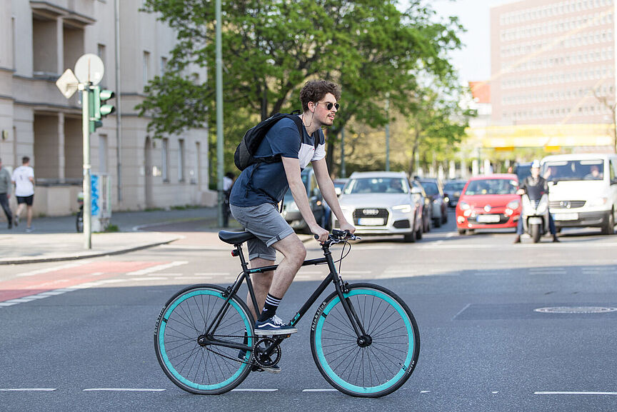 Symbolbild Radverkehr Radfahren in der Stadt
